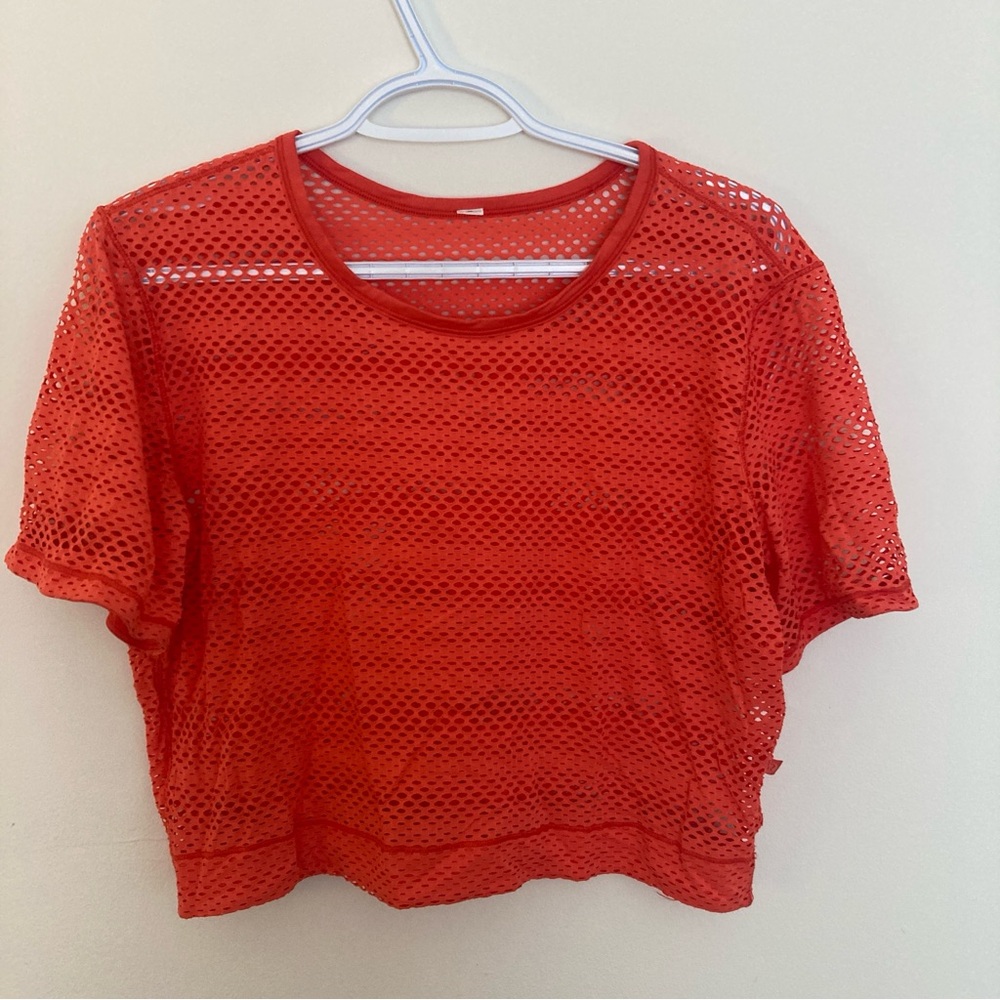 Lululemon red mesh top